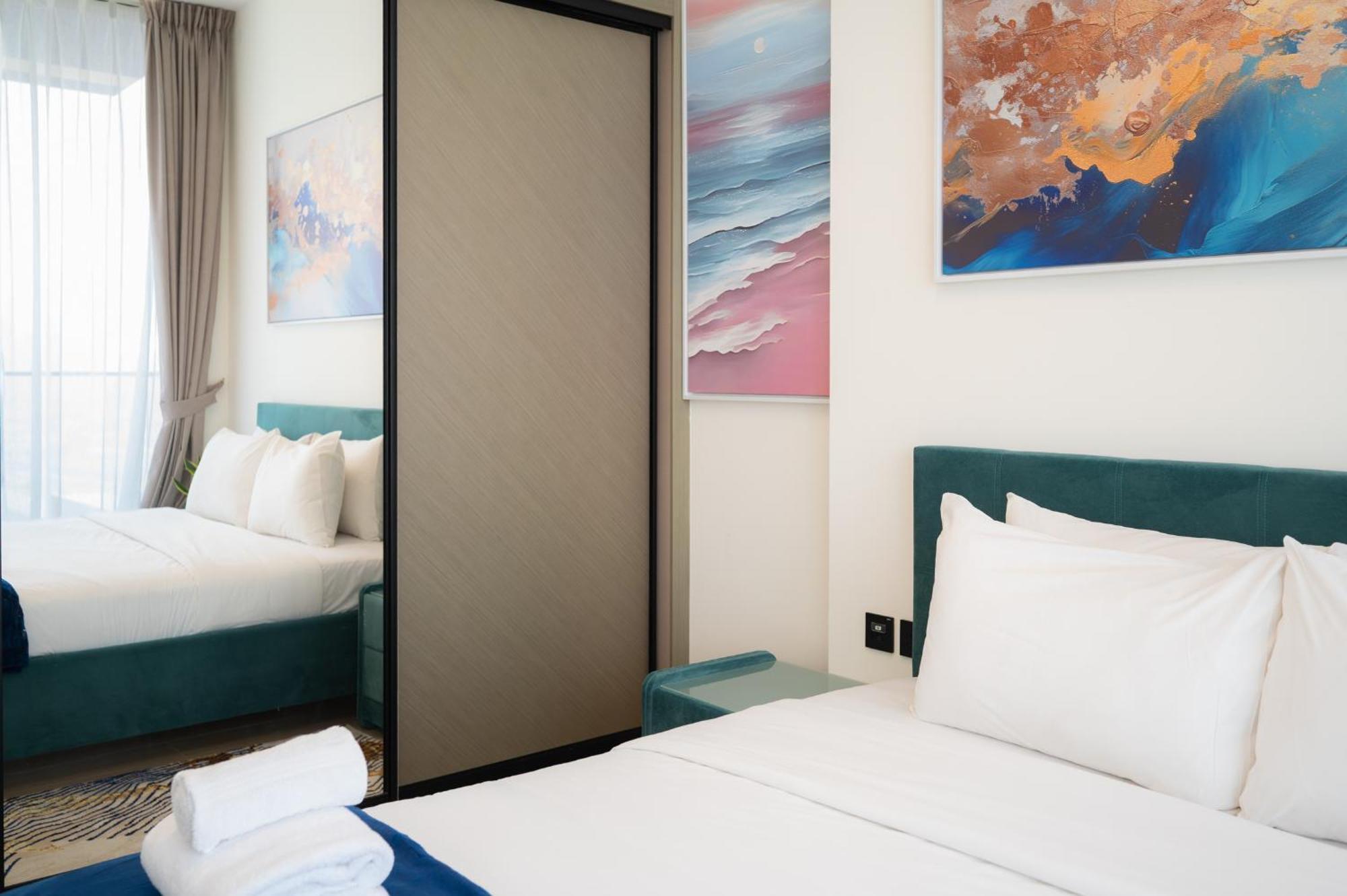 Cozy New Brand 1br At Jvc Binghatti Corner Apartment