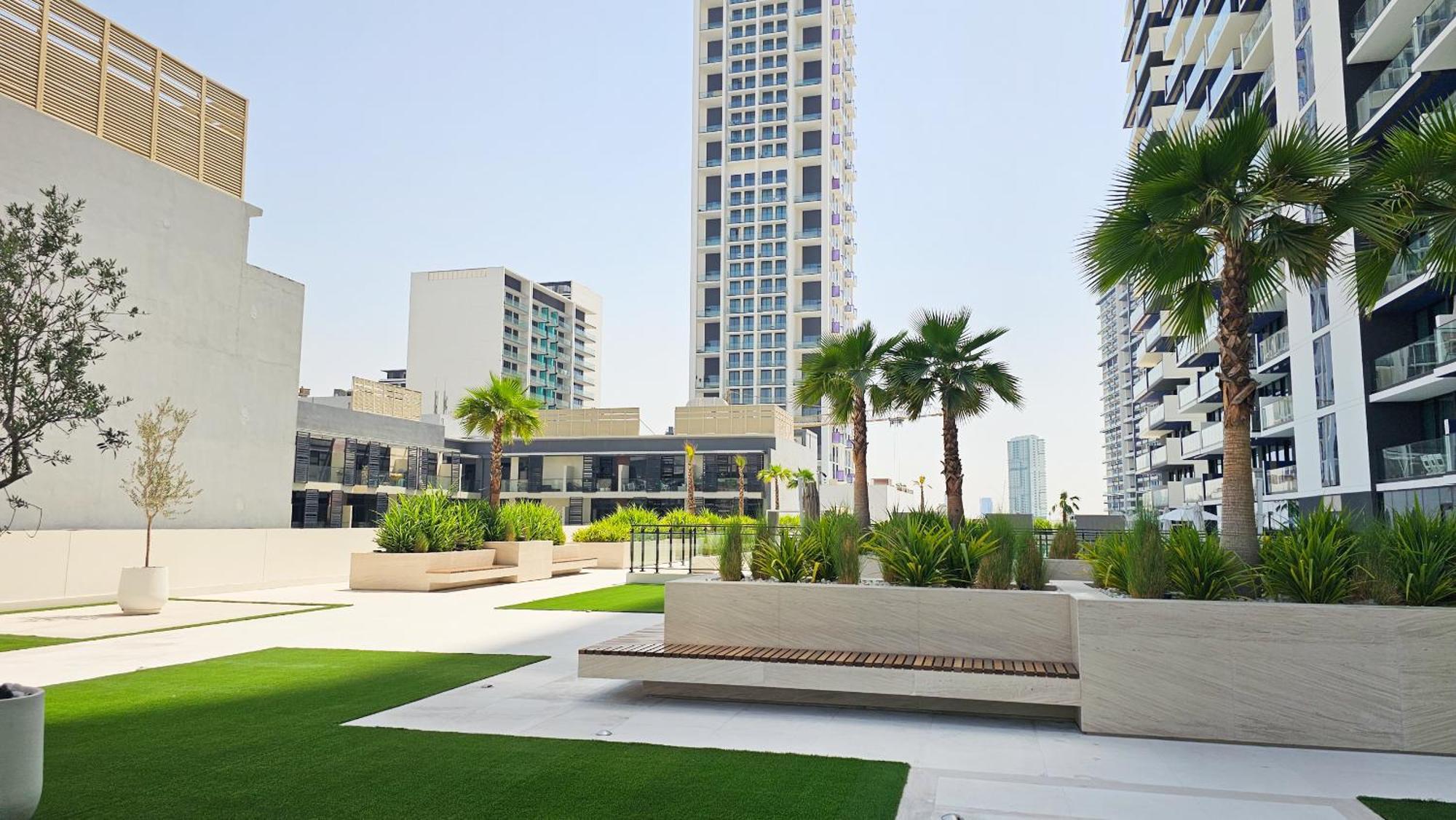 Apartment Cozy New Brand 1br At Jvc Binghatti Corner